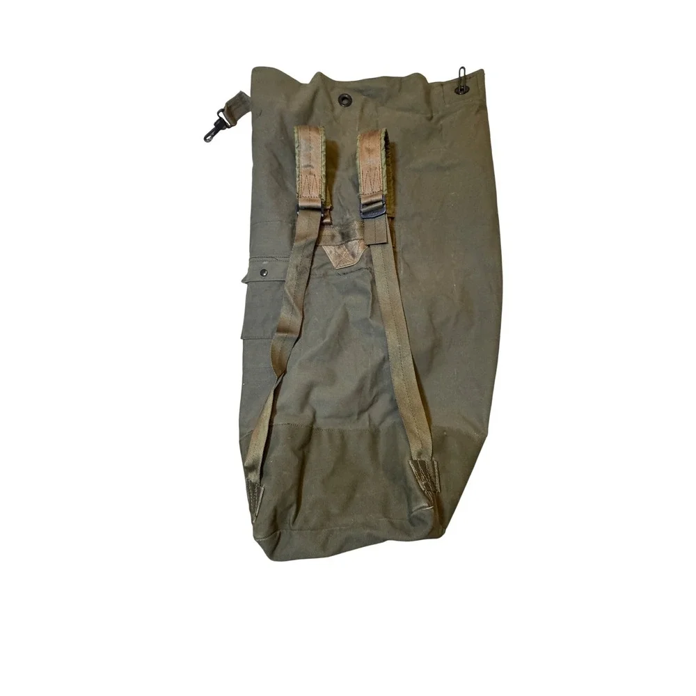 Vintage US Military Olive Drab Duffel SeaBag Vietnam Era to 70s Backpack Straps